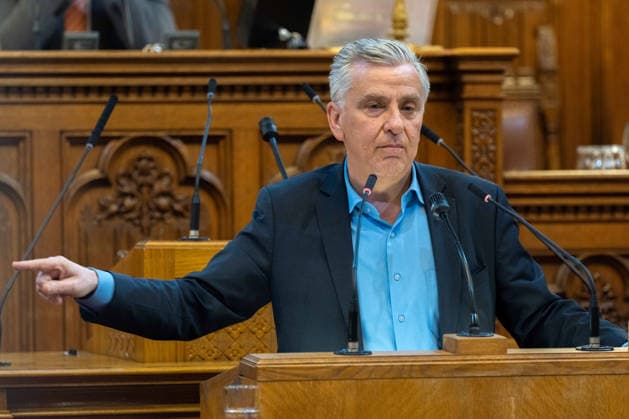 2026-09-21-Wiener Gemeinderat-089 Abgeordneter zum Wiener Landtag und Gemeinderat Klubvorsitzender Taucher Josef (SPÖ) am 21. September 2026 beim Wiener Gemeinderat der 17ten Sitzung auf Verlangen FPÖ im Rathaus in Wien, Wien, Österreich.