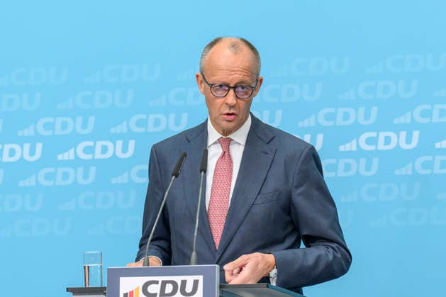 im Bild v.l.: Bundeskanzler Friedrich Merz MdB, GER, Berlin, Pressekonferenz mit dem Parteivorsitzenden der CDU Deutschlands und Bundeskanzler Friedrich Merz MdB, Pressekonferenz nach den Wahlen in Berlin und Mecklenburg Vorpommern - MV, 21.09.2026, Copyright: HMBxMedia UwexKoch