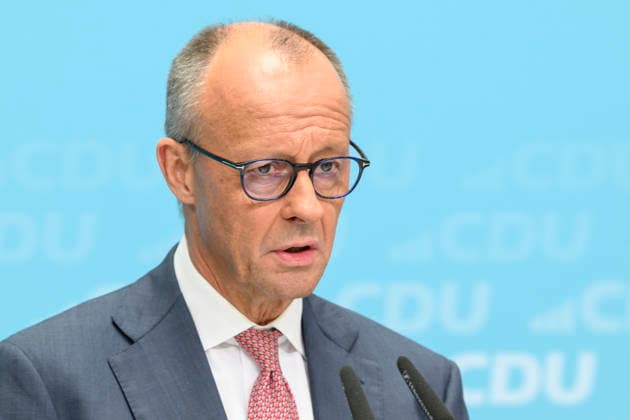 im Bild v.l.: Bundeskanzler Friedrich Merz MdB, GER, Berlin, Pressekonferenz mit dem Parteivorsitzenden der CDU Deutschlands und Bundeskanzler Friedrich Merz MdB, Pressekonferenz nach den Wahlen in Berlin und Mecklenburg Vorpommern - MV, 21.09.2026, Copyright: HMBxMedia UwexKoch