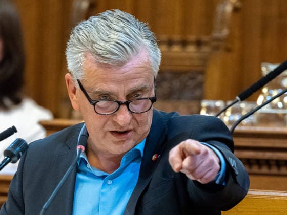 2026-09-21-Wiener Gemeinderat-112 Abgeordneter zum Wiener Landtag und Gemeinderat Klubvorsitzender Taucher Josef (SPÖ) am 21. September 2026 beim Wiener Gemeinderat der 17ten Sitzung auf Verlangen FPÖ im Rathaus in Wien, Wien, Österreich.