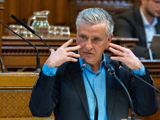 2026-09-21-Wiener Gemeinderat-120 Abgeordneter zum Wiener Landtag und Gemeinderat Klubvorsitzender Taucher Josef (SPÖ) am 21. September 2026 beim Wiener Gemeinderat der 17ten Sitzung auf Verlangen FPÖ im Rathaus in Wien, Wien, Österreich.