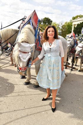 Uschi Daemmrich von Luttitz arrives at the Damenwiesn event on September 21, 2026 at the Oktoberfest in Munich, Germany Damenwiesn event at the Oktoberfest in Munich, Germany
