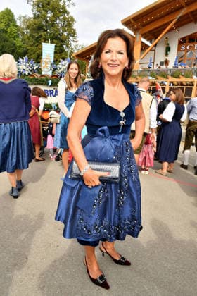 Claudia Obert arrives at the Damenwiesn event on September 21, 2026 at the Oktoberfest in Munich, Germany Damenwiesn event at the Oktoberfest in Munich, Germany