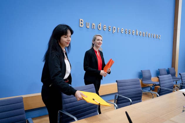 Bundespressekonferenz, Die Linke Berlin, BPK, Die Linke, Wahlen, Mecklenburg-Vorpommern, Ines Schwerdtner, Vorsitzende, Elif Eralp, Bürgermeisterkandidatin Berlin Berlin GER