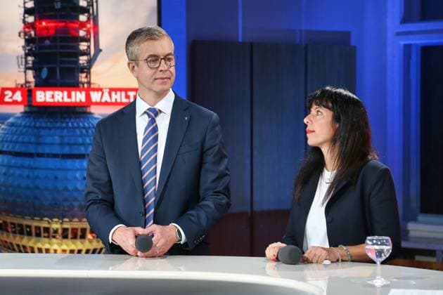 Berlin, Deutschland, 20.09.2026: Abgeordnetenhaus: Wahl zum Abgeordnetenhaus von Berlin 2026: Stefan Evers (CDU) und Elif Eralp (Linke) in der ARD Copyright: xdtsxNachrichtenagenturx dts_135558