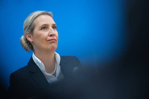 AfD - Auswirkungen der Landtagswahlen in Berlin und Mecklenburg-Vorpommern auf die Bundespolitik. Deutschland, Berlin am 21. September 2026 Einen Tag nach den Erfolgen der AfD bei den Landtagswahlen in Mecklenburg-Vorpommern und der Wahl zum Berliner Abgeordnetenhaus stellen sich die AfD-Vorsitzenden gemeinsam mit den Spitzenkandidaten Leif-Erik Holm und Kristin Brinker in der Bundespressekonferenz den Fragen der Presse. Im Bild: Alice Weidel, Bundessprecherin der AfD und Co-Vorsitzende der AfD-Fraktion im Deutschen Bundestag.