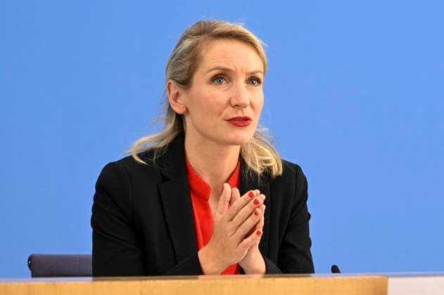 ABB BPK- Ines Schwerdtner, Vorsitzende der Partei Die Linke Thema- Die Linke Auswirkungen der Landtagswahlen in Berlin und Mecklenburg-Vorpommern auf die Bundespolitik Statment auf der BPK Bundespressekonferenz am 21.09.2026 in Berlin Berlin Deutschland