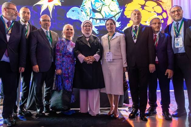 September 21, 2026, New York City, USA: Emine Erdogan poses for a group photo during Climate Week NYC 2026 New York City USA - ZUMAl194 20260921_zip_l194_015 Copyright: xMarekxLadzinskix