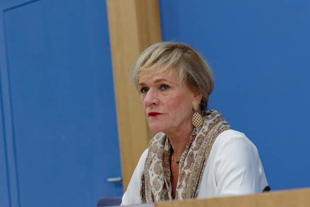 AfD-Wahlnachlese MV und Berlin 2026-09-21 Deutschland, Berlin Bundespressekonferenz: Nachlese der Landtagswahl in Mecklenburg-Vorpommern und der Wahl zum Berliner Abgeordnetenhaus durch die Partei Die Linke. Im Bild Simone Oldenburg, Spitzenkandidatin in Mecklenburg-Vorpommern für Die Linke.