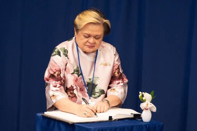September 21, 2026, Bronx, New York, USA: Theresa Lazaro, Secretary for Foreign Affairs, Republic of the Philippines signs goes book as she meets with UN Secretary-General Antonio Guterres at UN Headquarters in New York, NY on September 21, 2026. Bronx USA  - ZUMAr339 20260921_znp_r339_017 Copyright: xLevxRadinx