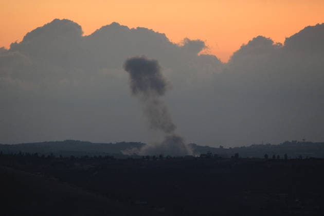 Israeli forces attack Lebanon despite ceasefire NABATIEH, LEBANON - SEPTEMBER 21: Smoke rises after Israeli forces carried out air and artillery attacks on towns in Nabatieh, southern Lebanon, despite a ceasefire, on September 21, 2026. Ramiz Dallah Anadolu Nabatieh Lebanon. Editorial use only. Please get in touch for any other usage.  Copyright: x2026xAnadoluxRamizxDallahx