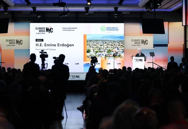 Turkish First Lady and Chair of the UN High-Level Advisory Board on Zero Waste Emine Erdogan NEW YORK, UNITED STATES - SEPTEMBER 21: (----EDITORIAL USE ONLY - MANDATORY CREDIT - TURKISH PRESIDENCY MUSTAFA KAMACI HANDOUT - NO MARKETING NO ADVERTISING CAMPAIGNS - DISTRIBUTED AS A SERVICE TO CLIENTS----) Turkish First Lady and Chair of the UN High-Level Advisory Board on Zero Waste Emine Erdogan delivers a speech during the opening event of the New York Climate Week in New York, United States on September 21, 2026. TUR Presidency Mustafa Kamaci Anadolu New York United States. Editorial use only. Please get in touch for any other usage.  Copyright: x2026xAnadoluxTURxPresidencyx xMustafaxKamacix