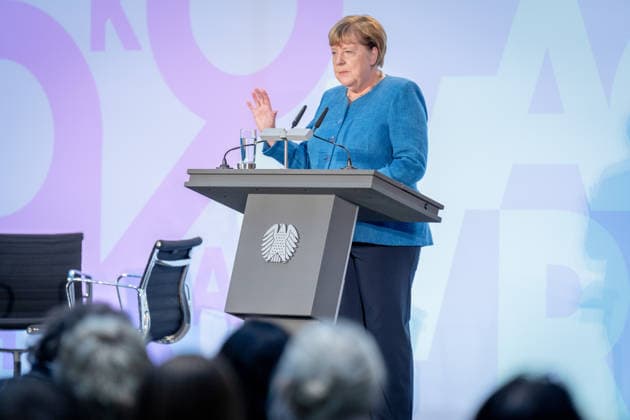Kunstausstellung, Marie-Elisabeth-Lüders-Haus Berlin, Bundeskanzlerin a. D. Angela Merkel, Kunstausstellung Kokoschkas Adenauer. Warhols Brandt. Außergewöhnliche Begegnungen zwischen Kunst und Politik Berlin Berlin GER