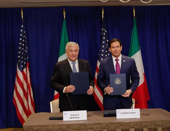 September 21, 2026, New York, US: Italy s Minister for Foreign Affairs Antonio Tajani and U.S. Secretary of State Marco Rubio attend an agreement signing ceremony of Memorandum of Understanding on Critical Minerals, on occasion of the United Nations General Assembly (UNGA), in New York, USA, 21 September 2026. ANSA GIUSEPPE LAMI. New York US  - ZUMAa110 20260921_zaf_a110_012 Copyright: xGiuseppexLamix