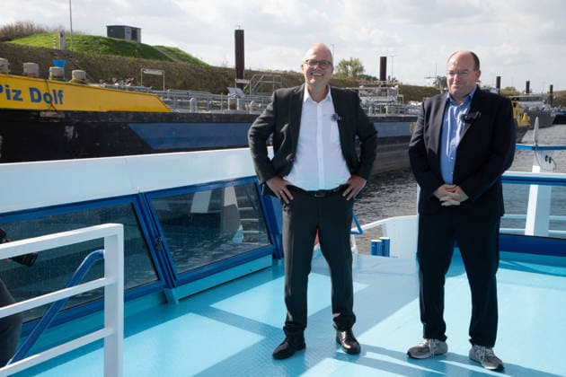 v.l. Jochen OTT, Spitzenkandidat fuer die Landtagswahl 2027, Markus BANGEN, CEO duisport Duisburger Hafen AG, Jochen OTT, SPD Fraktionsvorsitzender im Landtag NRW, Spitzenkandidat fuer die Landtagswahl 2027, besucht die Duisport Duisburger Hafen AG und informiert sich ueber die Rolle der Logistik in der Energiewende und die Bedeutung der Binnenschifffahrt fuer NRW am 21.09.2026 in Duisburg Deutschland.