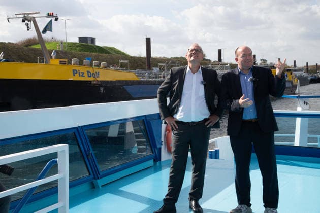 v.l. Jochen OTT, Spitzenkandidat fuer die Landtagswahl 2027, Markus BANGEN, CEO duisport Duisburger Hafen AG, Jochen OTT, SPD Fraktionsvorsitzender im Landtag NRW, Spitzenkandidat fuer die Landtagswahl 2027, besucht die Duisport Duisburger Hafen AG und informiert sich ueber die Rolle der Logistik in der Energiewende und die Bedeutung der Binnenschifffahrt fuer NRW am 21.09.2026 in Duisburg Deutschland.