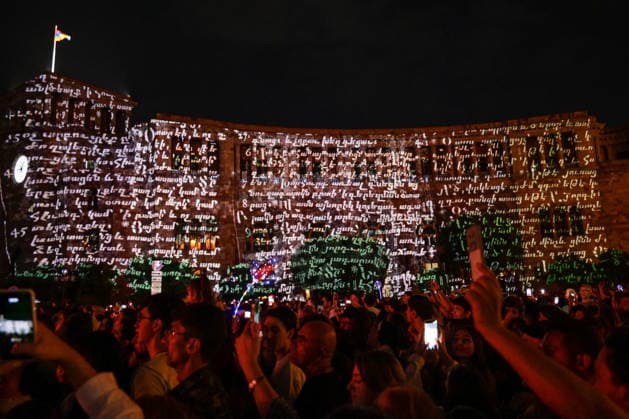 ARMENIA, YEREVAN - SEPTEMBER 21, 2026: People take part in a celebration marking 35 years of Armenia s Independence in Republic Square on Independence Day. Alexander Patrin TASS  98106507
