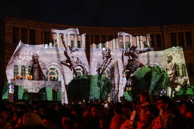 ARMENIA, YEREVAN - SEPTEMBER 21, 2026: A celebration marks 35 years of Armenia s Independence in Republic Square on Independence Day. Alexander Patrin TASS  98106877