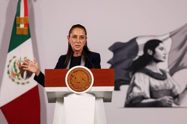 September 21, 2026: TO-45181- Ciudad de M& xe9;xico. 2026-09 -21. Claudia Sheinbaum Pardo, President of Mexico, during the daily morning press conference in the Treasury Room of the National Palace in Mexico City. Among the relevant topics discussed were Alejandro God& xcd;nez Clasos.com.mx - ZUMAcs4_ 20260921_faa_cs4_027 Copyright: xAlejandroxGod& Xed;Nezx