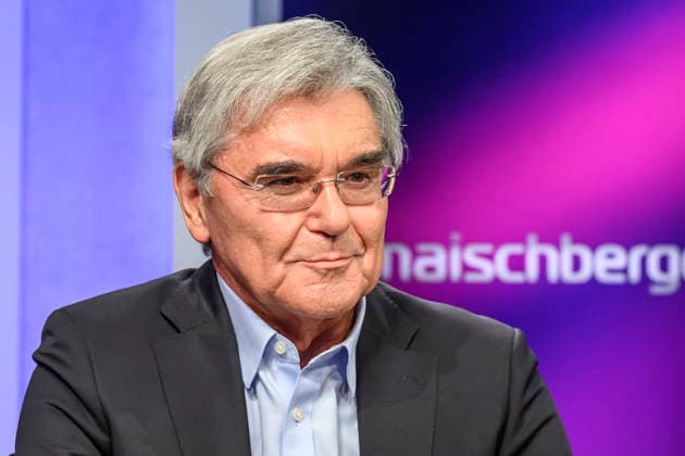 im Bild v.l.: Joe Kaeser (Siemens Energy), GER, Berlin, Studio, zu Gast bei Maischberger, politische Talkshow, TV, Format, mit Moderatorin Sandra Maischberger, Das Erste, aus Adlershof Am Studio 20, 21.09.2026, Copyright: HMBxMedia UwexKoch