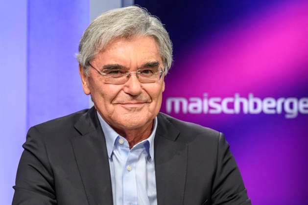 im Bild v.l.: Joe Kaeser (Siemens Energy), GER, Berlin, Studio, zu Gast bei Maischberger, politische Talkshow, TV, Format, mit Moderatorin Sandra Maischberger, Das Erste, aus Adlershof Am Studio 20, 21.09.2026, Copyright: HMBxMedia UwexKoch