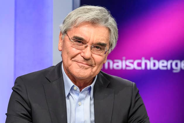 im Bild v.l.: Joe Kaeser (Siemens Energy), GER, Berlin, Studio, zu Gast bei Maischberger, politische Talkshow, TV, Format, mit Moderatorin Sandra Maischberger, Das Erste, aus Adlershof Am Studio 20, 21.09.2026, Copyright: HMBxMedia UwexKoch