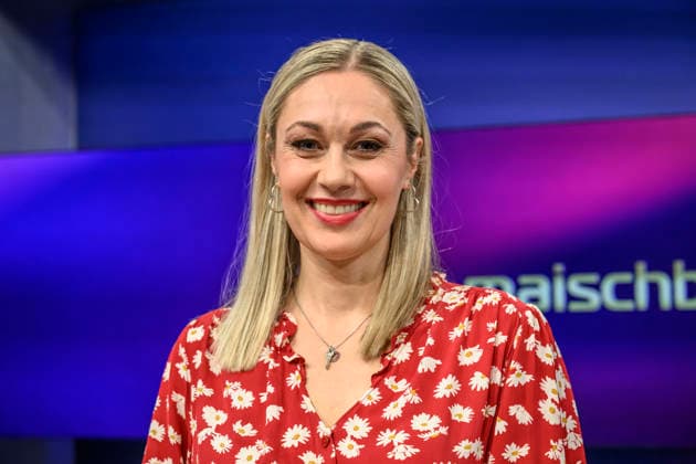 im Bild v.l.: Ruth Moschner (Moderatorin), GER, Berlin, Studio, zu Gast bei Maischberger, politische Talkshow, TV, Format, mit Moderatorin Sandra Maischberger, Das Erste, aus Adlershof Am Studio 20, 21.09.2026, Copyright: HMBxMedia UwexKoch