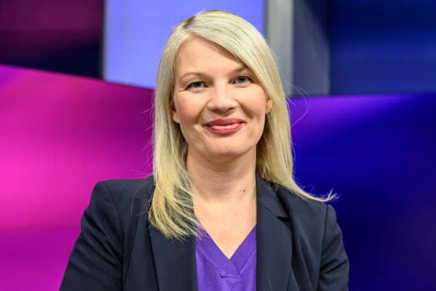 im Bild v.l.: Annett Meiritz (Handelsblatt), GER, Berlin, Studio, zu Gast bei Maischberger, politische Talkshow, TV, Format, mit Moderatorin Sandra Maischberger, Das Erste, aus Adlershof Am Studio 20, 21.09.2026, Copyright: HMBxMedia UwexKoch