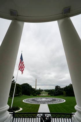 The new Marine One, a Sikorsky VH-92A Patriot, with US President Donald Trump aboard, departs from the new helipad on the South Lawn of the White House in Washington, DC on Monday, September 21, 2026.  WASP20260921122 AlxDrago