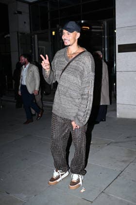 Guest at the Burberry Spring Summer 2027 Ready-to-Wear Collection show during London Fashion Week (LFW) on September 21, 2026. Gedeon Taieb, Bestimage. Celebrities at the Burberry Spring Summer 2027 Ready-to-Wear Collection show during London Fashion Week (LFW) on September 21, 2026, London, United Kingdom  Copyright: xGedeonxTaiebx xBestimagexGedeonxTaiebx xBestimagex