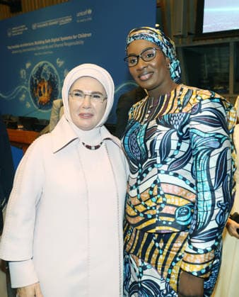 First Lady of Turkiye Emine Erdogan attend program on building safe digital systems for children at UN NEW YORK, UNITED STATES - SEPTEMBER 21: (----EDITORIAL USE ONLY - MANDATORY CREDIT - TURKISH PRESIDENCY MUSTAFA KAMACI HANDOUT - NO MARKETING NO ADVERTISING CAMPAIGNS - DISTRIBUTED AS A SERVICE TO CLIENTS----) First Lady of Turkiye and Chair of the UN High-Level Advisory Board on Zero Waste Emine Erdogan (L) attends an event titled Invisible Architecture: Building Safe Digital Systems for Children - Advancing Global Standards and Shared Responsibility held on the sidelines of the 81st UN General Assembly in New York, United States on September 21, 2026. Organized under her auspices in collaboration with Türkiye s Ministry of Fami  Copyright: x2026xAnadoluxTURxPresidencyx xMustafaxKamacix