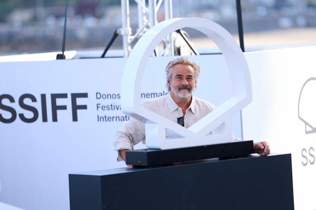 September 22, 2026, Donostia San Sebastian, Euskadi, Spain: Eduard FernoÂ¡ndez attended El mal padre Photocall during 74th San Sebastian International Film Festival at Kursaal Palace on September 22, 2026 in Donostia San Sebastian, Spain Donostia San Sebastian Spain - ZUMAg15_ 20260922_zaf_g15_027 Copyright: xJackxAbuinx