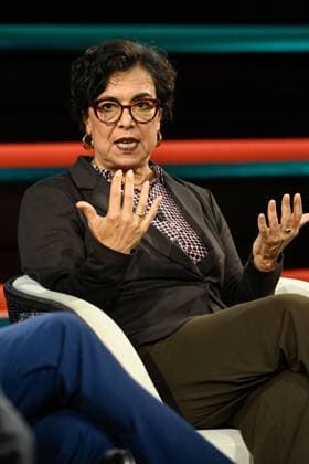 Mariam Lau (Journalistin) 09 26 her Mariam Lau am 20. September 2026 in Markus Lanz , ZDF TV Fernsehen Talkshow Talk Show Deutschland deutsch Mann deutsche Frau Journalismus ZEIT german female journalism journalist hoch halb sitzend sprechend gestikulierend