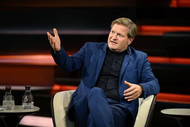 Michael Bröcker (Journalist) 09 26 her Michael Bröcker am 20. September 2026 in Markus Lanz , ZDF TV Fernsehen Talkshow Talk Show Deutschland deutsch deutscher Mann Table Briefings Chefredakteur Journalismus german journalism quer halb sitzend sprechend gestikulierend