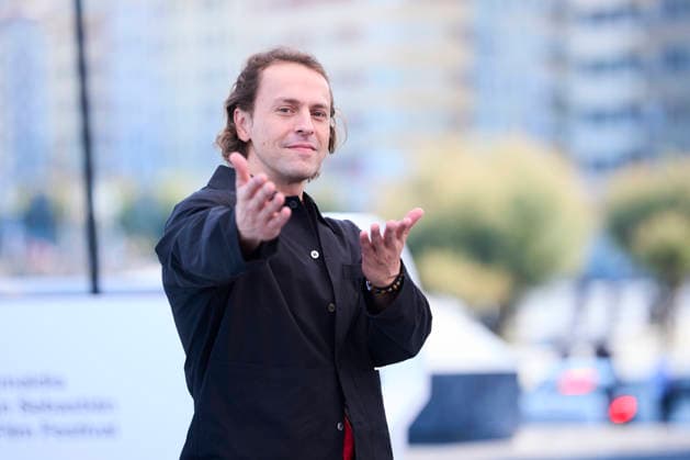 September 22, 2026, Donostia San Sebastian, Euskadi, Spain: Metin AkdoÂ¼lger attended Artakalan Photocall during 74th San Sebastian International Film Festival at Kursaal Palace on September 22, 2026 in Donostia San Sebastian, Spain Donostia San Sebastian Spain - ZUMAg15_ 20260922_zaf_g15_084 Copyright: xJackxAbuinx