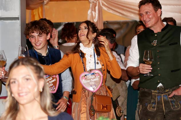 Vito Wiesner, Cathy Hummels und Oliver Masucci beim Cathy Hummels Wiesn Bummel auf dem 191. Oktoberfest 2026 auf der Theresienwiese. München, 21.09.2026