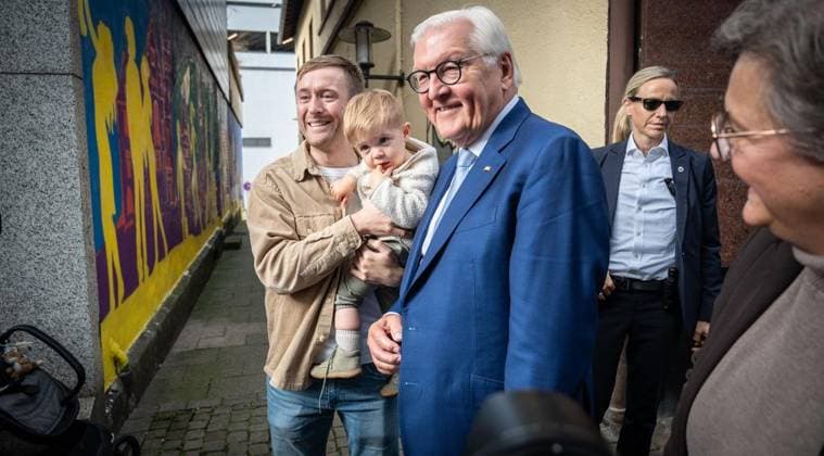 Bundespräsident Frank-Walter Steinmeier verlegt seinen Amtssitz für drei Tage nach Hattingen ** NUR FÜR REDAKTIONELLE ZWECKE ** EDITORIAL USE ONLY **<p>Bundespräsident Frank-Walter Steinmeier verlegt seinen Amtssitz für drei Tage nach Nordrhein-Westfalen. Vom 22. bis 24. September führt er seine Amtsgeschäfte von Hattingen aus. Besuch der Innenstadt mit der Bürgermeisterin von Hattingen Melanie Witte-Lonsing am Dienstag,21.September.2026, in Hattingen. Deutschland NRW Hattingen Copyright: KaixKitschenberg