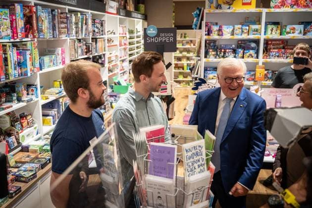 Bundespräsident Frank-Walter Steinmeier verlegt seinen Amtssitz für drei Tage nach Hattingen ** NUR FÜR REDAKTIONELLE ZWECKE ** EDITORIAL USE ONLY **<p>Bundespräsident Frank-Walter Steinmeier verlegt seinen Amtssitz für drei Tage nach Nordrhein-Westfalen. Vom 22. bis 24. September führt er seine Amtsgeschäfte von Hattingen aus. Besuch der Innenstadt mit der Bürgermeisterin von Hattingen Melanie Witte-Lonsing am Dienstag,21.September.2026, in Hattingen. Deutschland NRW Hattingen Copyright: KaixKitschenberg