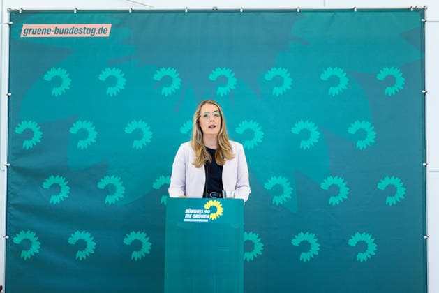 Pressestatement der Bündnis 90 Die Grünen Fraktion im Bundestag. Deutschland, Berlin am 22. September 2026: Fraktionsvorsitzender MdB Katharina Dröge spricht vor Presse und Journalisten auf der Fraktionsebene im Bundestag.