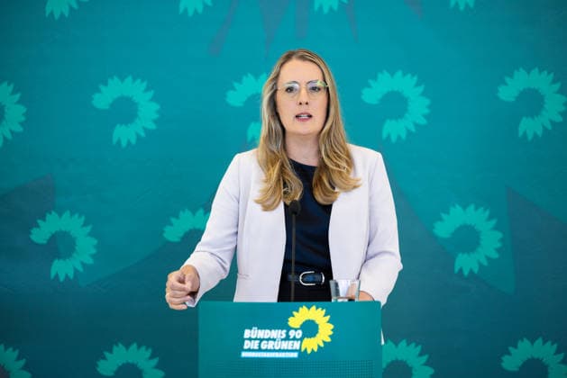 Pressestatement der Bündnis 90 Die Grünen Fraktion im Bundestag. Deutschland, Berlin am 22. September 2026: Fraktionsvorsitzender MdB Katharina Dröge spricht vor Presse und Journalisten auf der Fraktionsebene im Bundestag.
