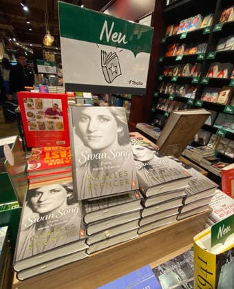 22.09.2026, Deutschland, NRW, Literatur, Bücher, Personen der Zeitgeschichte, Neuerscheinung Buch Swan Song - Diana, meine Schwester - eine Schilderung über das Leben von Prinzessin Diana, erzählt von ihrem jüngeren Bruder Charles Spencer, Penguin Verlag, Deutschland Copyright: xD.xKerlekin SnowfieldxPhotographyx SF220926DianaD4