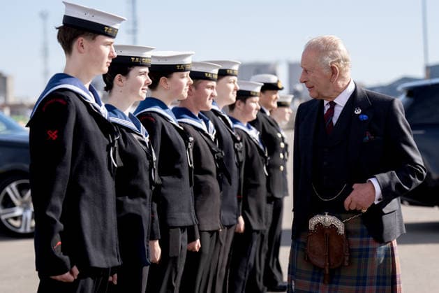 King Charles III visit to Peterhead King Charles III meets members of the Sea Cadets during a visit to Peterhead Port, Aberdeenshire, to meet organisations involved in the area s local energy ecosystem, which is helping to drive the UK s transition to clean and renewable energy. Picture date: Tuesday September 22, 2026., Credit:Jane Barlow PA ROTA - B68 Avalon UK, Peterhead  Copyright: xJanexBarlowx xPAxROTAx-xB68x xAvalonx 1137216154