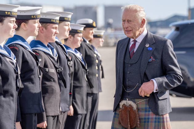 King Charles III visit to Peterhead King Charles III meets members of the Sea Cadets during a visit to Peterhead Port, Aberdeenshire, to meet organisations involved in the area s local energy ecosystem, which is helping to drive the UK s transition to clean and renewable energy. Picture date: Tuesday September 22, 2026., Credit:Jane Barlow PA ROTA - B68 Avalon UK, Peterhead  Copyright: xJanexBarlowx xPAxROTAx-xB68x xAvalonx 1137216161