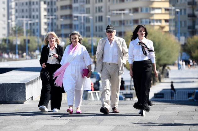 Georgina Lowe, Marion Bailey, Paul Jesson und Alice Bailey Johnson beim Photocall zum Kinofilm Tender Loving Care auf dem 74. Internationalen Filmfestival San Sebastian Festival Internacional de Cine de San Sebastian auf der Kursaal Terasse. San Sebastian, 22.09.2026