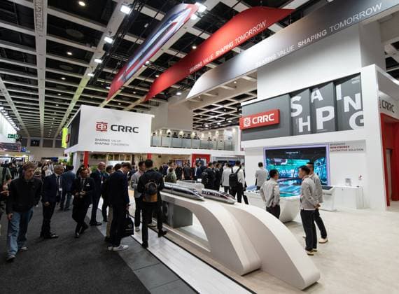(260922) -- BERLIN, Sept. 22, 2026 -- People visit the booth of CRRC during the 2026 International Trade Fair for Transport Technology (InnoTrans 2026) in Berlin, Germany, Sept. 22, 2026. The fair kicked off here on Tuesday and will last until Sept. 25. ) GERMANY-BERLIN-INNOTRANS 2026-OPENING ZhangxHaofu 