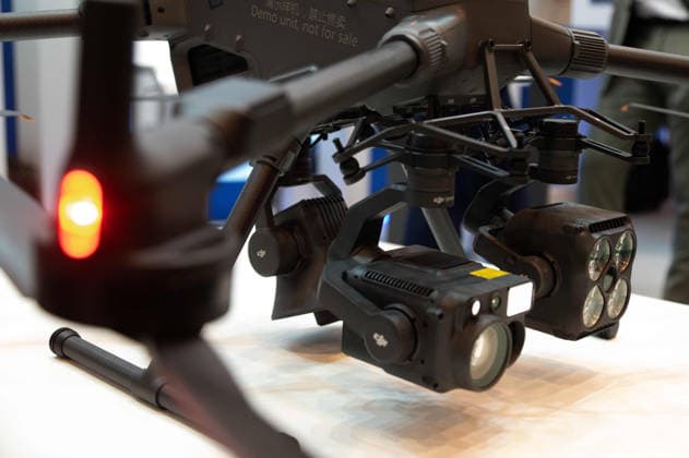 Eine Drohne mit Waermebildkameras, Aufklaerung, Ueberwachung, Observierung, Feature, Randmotiv, Symbolfoto, Messe EUDEX Euro Defence Expo, am 22.09.2026 in der Messe Essen Deutschland.