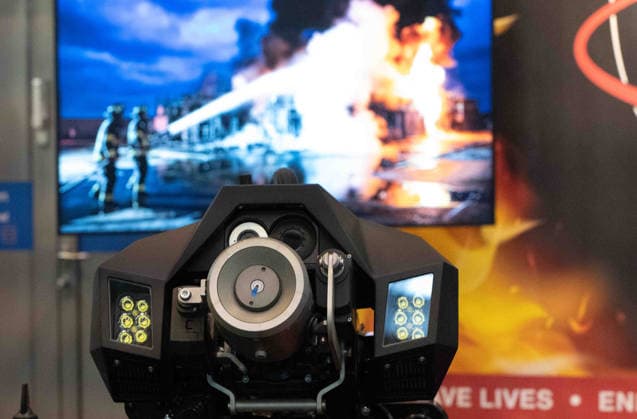 Feuerloescheinrichtung an einem HyperX1, Feuerloeschroboter mit Kettenantrieb, Feature, Randmotiv, Symbolfoto, Messe EUDEX Euro Defence Expo, am 22.09.2026 in der Messe Essen Deutschland.