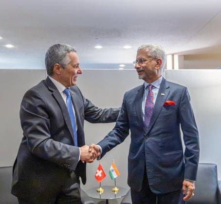 RECORD DATE NOT STATED EAM S. Jaishankar in New York New York U.S. , Sep 22 (ANI): India s Foreign Minister S. Jaishankar and Swiss Foreign Minister Ignazio Cassis shake hands during their bilateral talks on the sidelines of the 81st Session of UNGA 2026, in New York on Monday. (@DrSJaishankar X ANI Photo) New York USA Copyright: xANIx ANI_20260922015