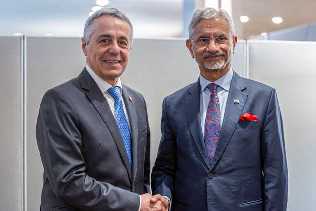 RECORD DATE NOT STATED EAM S. Jaishankar in New York New York U.S. , Sep 22 (ANI): India s Foreign Minister S. Jaishankar and Swiss Foreign Minister Ignazio Cassis shake hands during their bilateral talks on the sidelines of the 81st Session of UNGA 2026, in New York on Monday. (@DrSJaishankar X ANI Photo) New York USA Copyright: xANIx ANI_20260922016