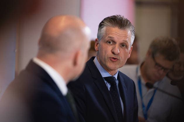 Pressestatement der CDU CSU Fraktion im Bundestag. Deutschland, Berlin am 22. September 2026: Fraktionsvorsitzender CDU CSU, Thorsten Frei spricht vor Presse und Journalisten auf der Fraktionsebene im Bundestag.